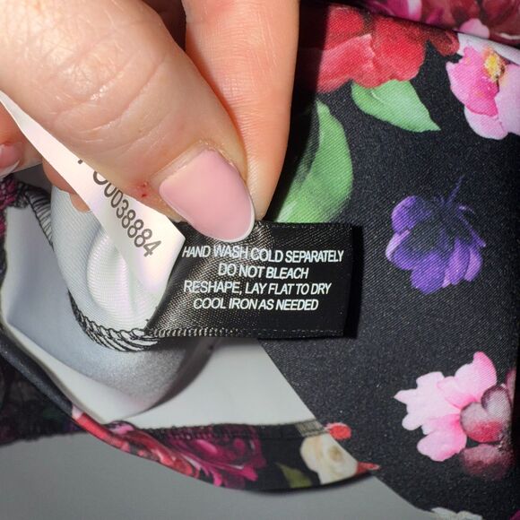 Boston Proper Organza Sheer Sleeve Scuba Floral Top - Black/Multi S - Picture 5 of 6